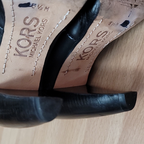 Kors Michael Kors Platform Leather Pull On Boots - Picture 10 of 12